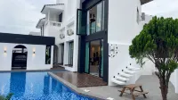 The Luxurious 168 Cruise, Melaka - ヴィラ