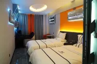 Like E-sports Homestay -  Gaming & Esports