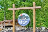 Walk to Beach - Close to Town - Pet Friendly Cabin