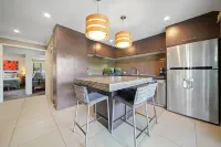 Enjoy your Private Pool/between BNE and Gold coast - جديد