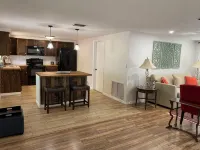 Cozy 3-bed home close to beautiful beaches. - Wifi