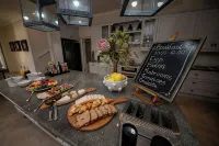 Maison d'Ail Guest House - breakfast
