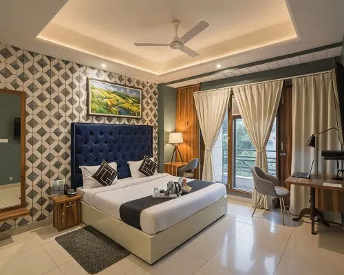 2 BHK Flat Gachibowli # 302 Hotels near Rohini