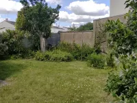 Town house for 7 people in quiet area - baby equipment and pets allowed Hotels in Chateauroux