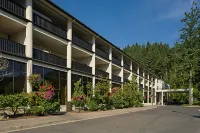 Bonneville Hot Springs Resort & Spa のホテル