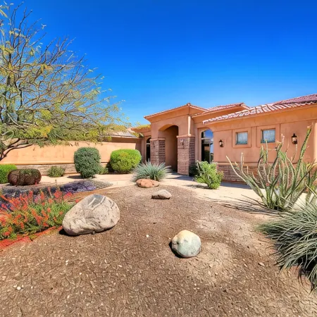 Casa Vista 4 Bedroom Home by RedAwning