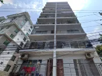 Azreen Tower, 9F &9G 酒店