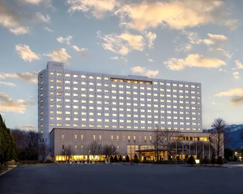 Mercure Nagano Matsushiro Resort & Spa Hotels near Joyama-koen