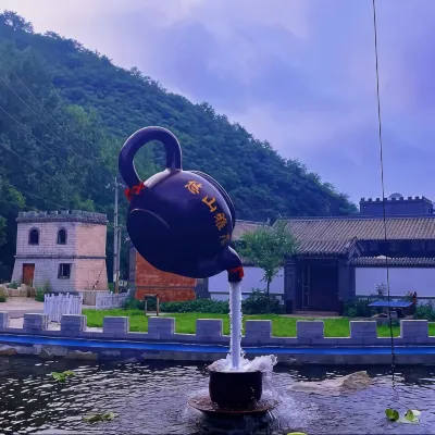 Wuling Mountain Youshan Elegant Restaurant Holiday Xiaoyuan Hotels near Yunxiugu Sceneic Area