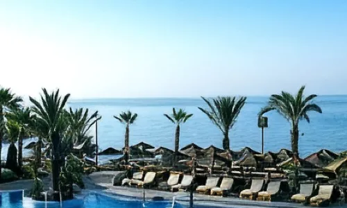 Four Seasons Hotel