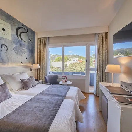 Hotel Joan Miró Museum Отели рядом с достопримечательностью «Порт Пальмы»