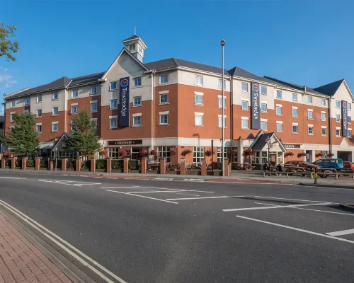 Travelodge Portsmouth โรงแรมใกล้พอร์ตโซเลนท์