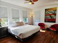 The West Coast Lodge: Private, Gorgeous, and Ready for Your Friends and Family! - 방갈로