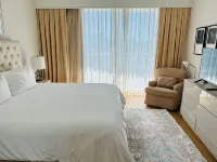 Fontainebleau Tresor Remodeled One-Bedroom Suite - Private Pools