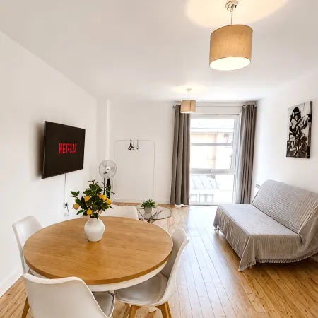 Exclusive 1 Bedroom Flat in the Heart of Kingston!