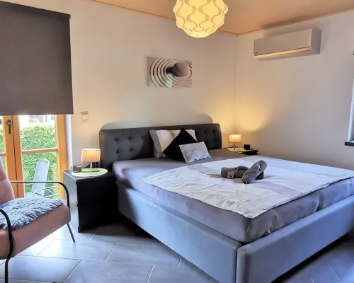 Modern Strata Montana vacation apartment with garden, underfloor heating and air conditioning Hotels in Bensheim