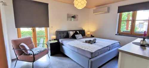 Modern Strata Montana vacation apartment with garden, underfloor heating and air conditioning