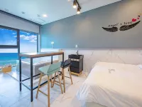 Gangneung wi Pension Hôtels à proximité de : Plage Anmok