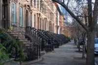 Discover Downtown Jersey City, just steps away from Liberty State Park - Homestays