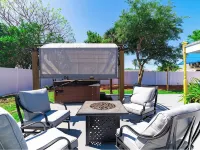 3B/2BA, oasis backyard/Hot tub, quiet neighborhood, ready for snowbirds too! Hotels in Apollo Beach