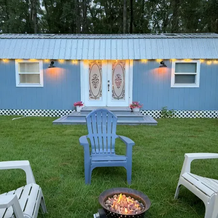 Romantic Barn Retreat • 7 Private Acres •  Fire Pit