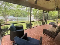 Lakeview Hideaway – Family-Friendly Lakefront Escape - 4 stjerner