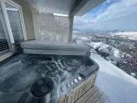 Vernon Valley and Lake View with Private Hot Tub