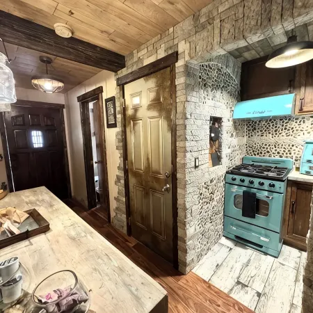 Beautiful Yo Mama’s House