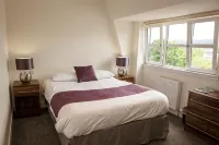 The Birchtree Hotel - Bares