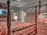 Large & Private Guest House Apt w/ Patio + Views! Hotele w: Boyle County