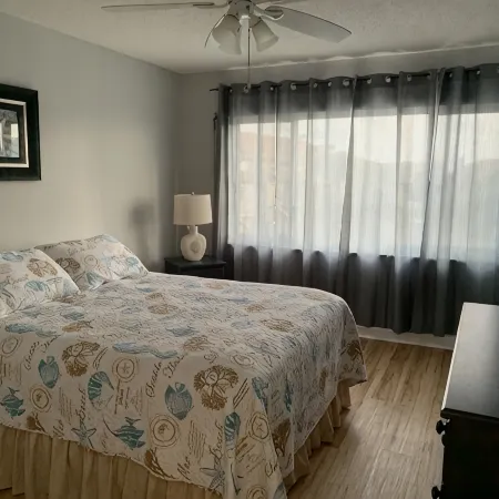 Four Winds Crescent Beach Condo on Ocean, Beautiful Ocean Views B12