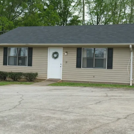 Cute 2 bedroom/2 bathrooms home