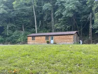 Cozy 2-bedroom, river access, near Smoke Hole, Seneca Rocks & Dolly Sods