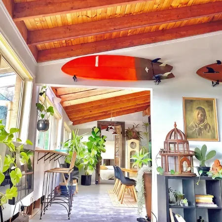 Wabi Sabi Avoca 1 bed - A minute walk to the beach