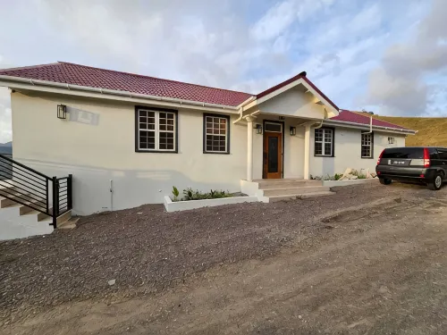 3-bedroom Villa in Saint Joseph Parish with amazing views, near Mero Beach - Wi-Fi