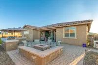 Dual King Suites-Quiet Gateway in Estrella Mt. Ra.