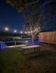 HotTub/Fish/RIVER FRONT/DOGS/SUMMER POOL.RIGHT BY GULF AND BEACHES. BRING BOAT!