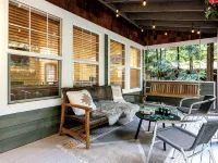 Charming cozy cottage in beautiful surroundings minutes from outdoor adventures.