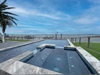 Charming 3-bedroom house in Rockport with WiFi, AC, O/DR Elevator, & Boat Lift! - 4-Star