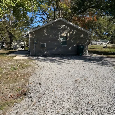 CWR Cottage - A cozy cottage in a quiet country setting