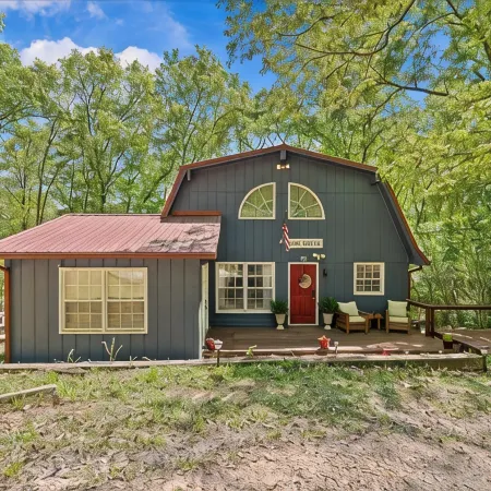 Private Lake House near Enterprise