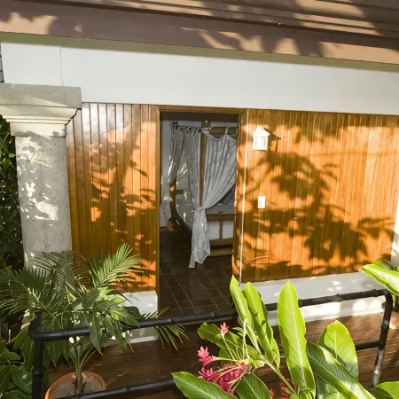 Lux Jungle Villa w/5 suites, Private Pool, Pacific Ocean Views, Game room