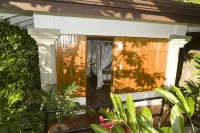 Lux Jungle Villa w/5 suites, Private Pool, Pacific Ocean Views, Game room - 4-Star