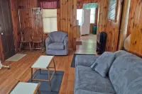 Squaw Lakefront Cottage minutes from Bank of NH Pavilion - 무료 와이파이