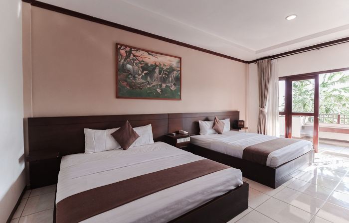 Surya Kencana Seaside Hotel