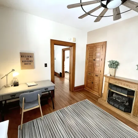 Cozy 3-bedroom home near downtown Fort Wayne | Pet Friendly!