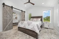 Newly renovated 1950's leelanau trail side cottage - 4 stelle