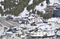 Apartamentos Sabica Nevada Plaza