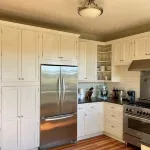 Bright art-filled home, fruit trees, valley view