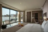 Metropole Urban Hotel - بار